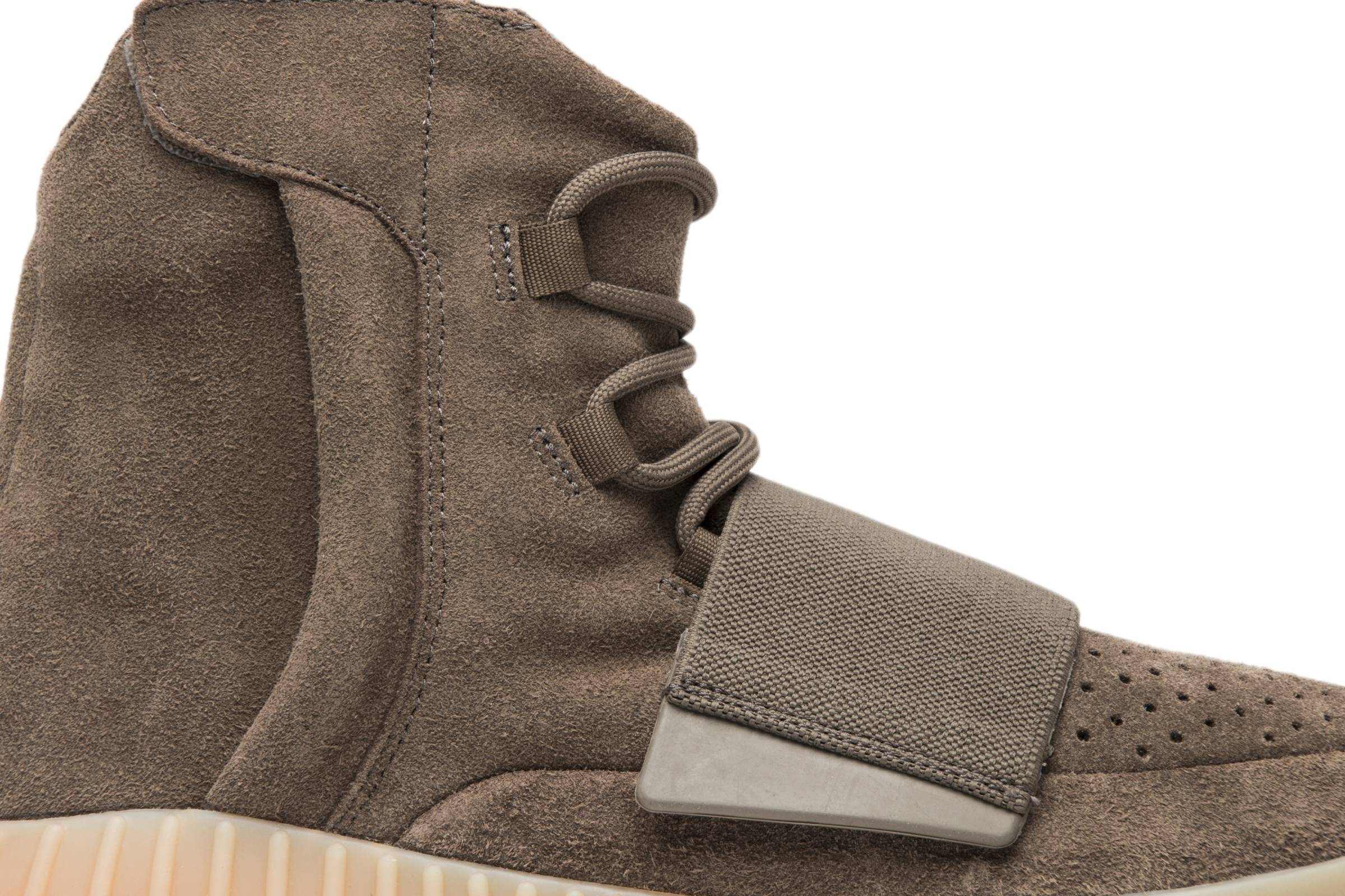 adidas Yeezy Boost 750 'Chocolate' BY2456-7