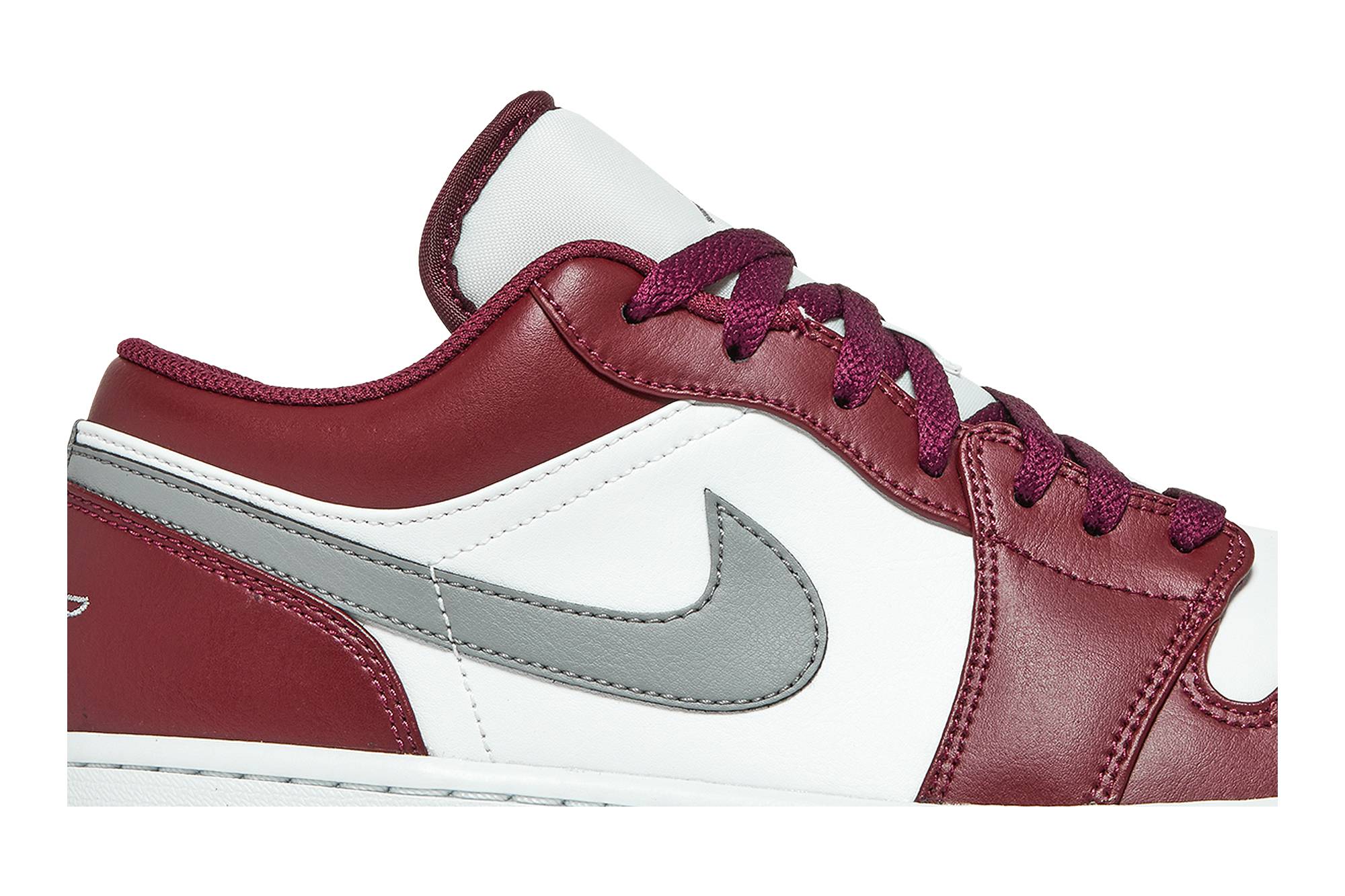 Air Jordan 1 Low 'Bordeaux' 553558-615-9