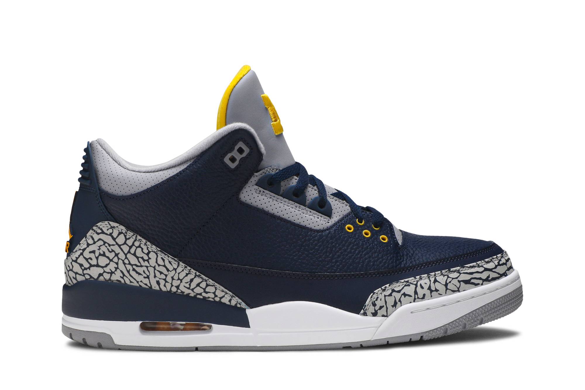 Air Jordan 3 Retro 'Michigan Wolverines' PE AJ3-820064-8