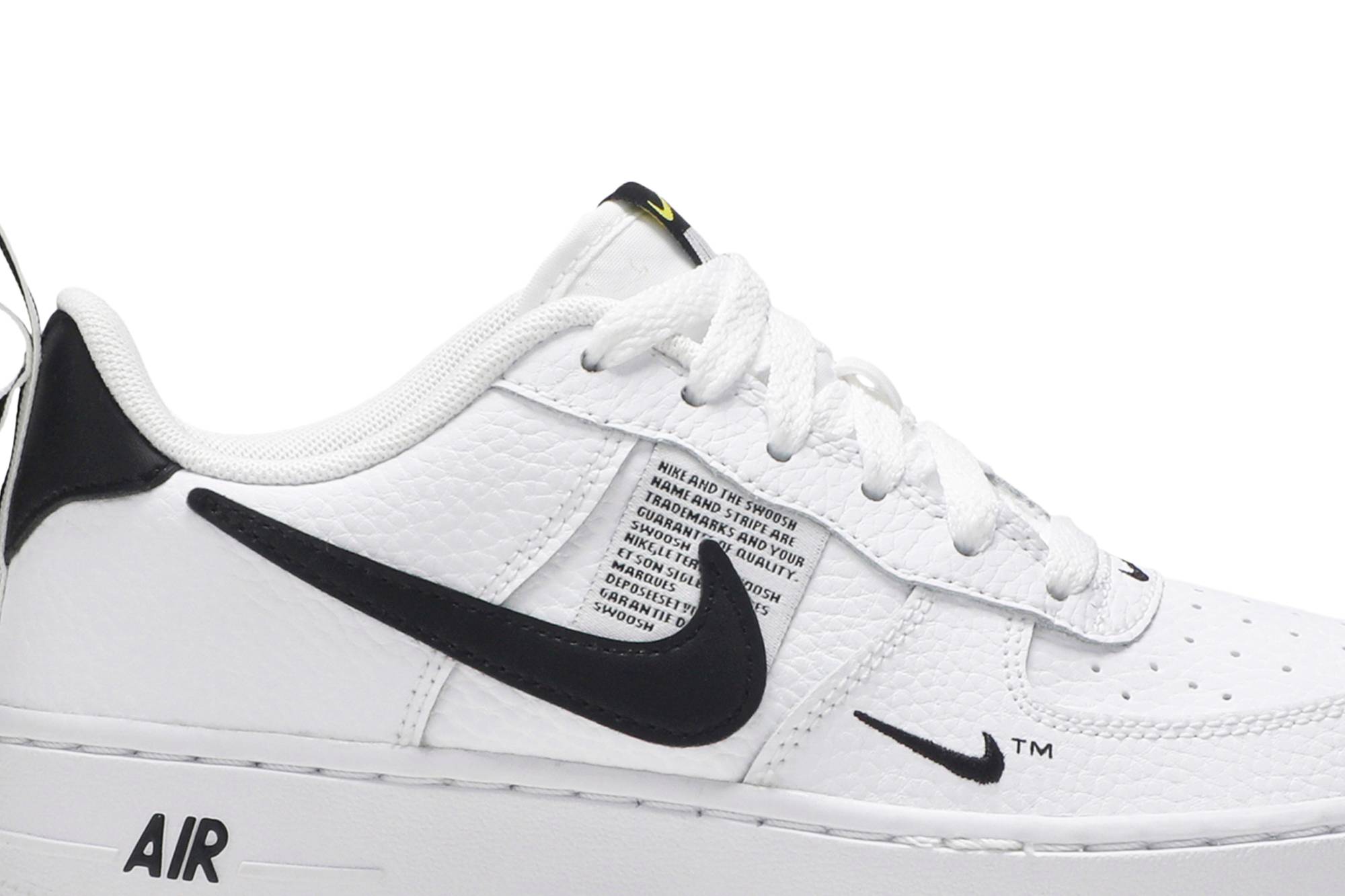 (Grade School) Nike Air Force 1 Low Utility White Black AR1708-100-6