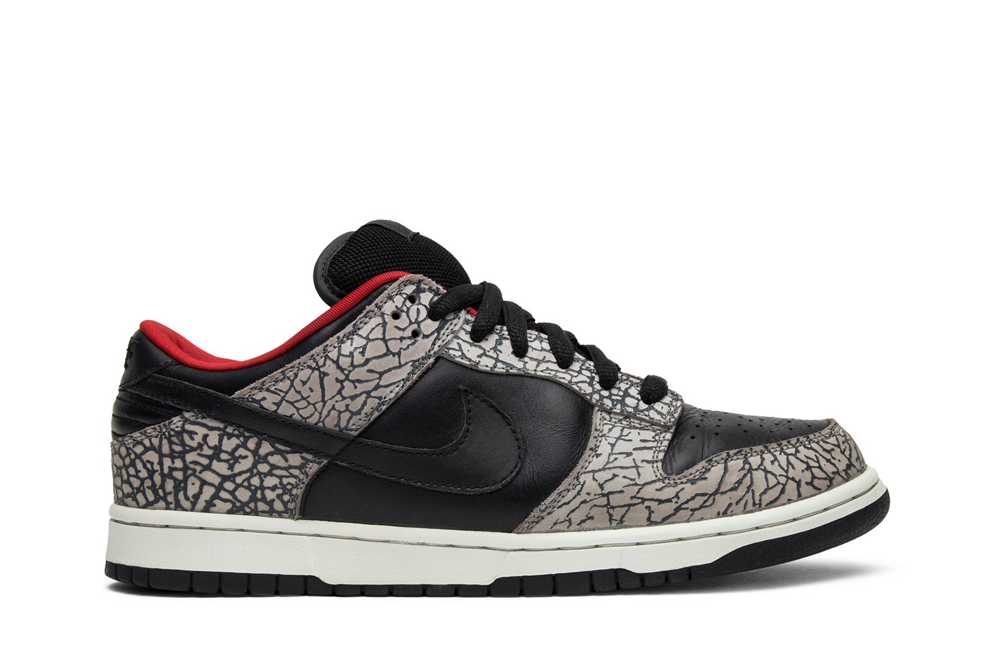 Supreme x Nike SB Dunk Low Pro 'Black Cement' 304292-131-7