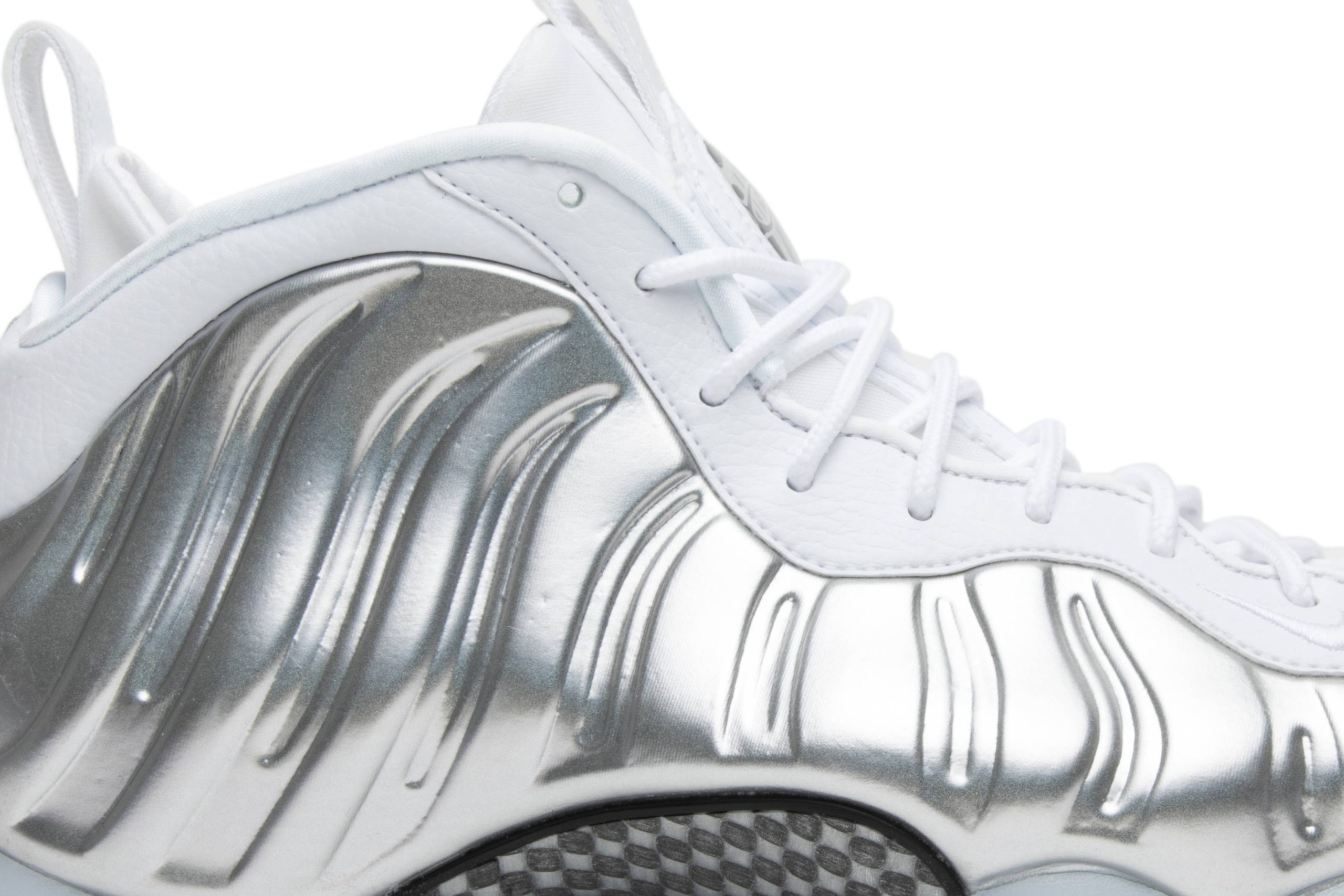 (Women) Nike Air Foamposite One Chrome White AA3963-100-7